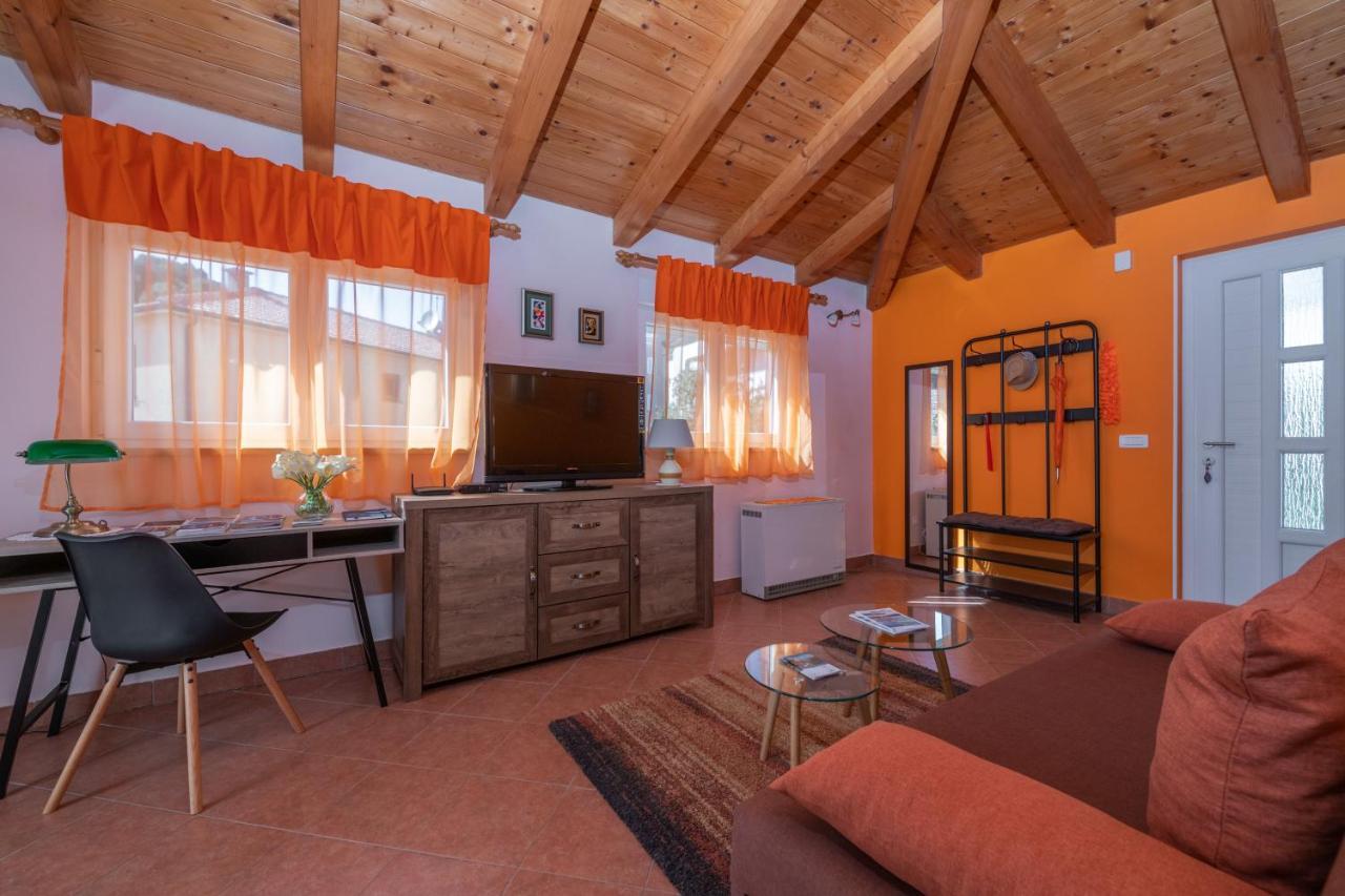 Apartment Orange 29 Ровинь Экстерьер фото