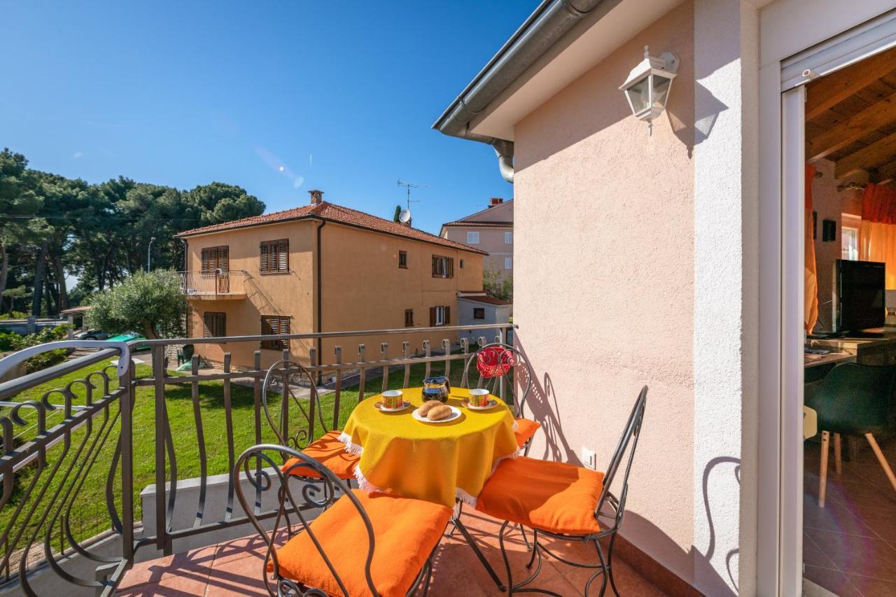 Apartment Orange 29 Ровинь Экстерьер фото
